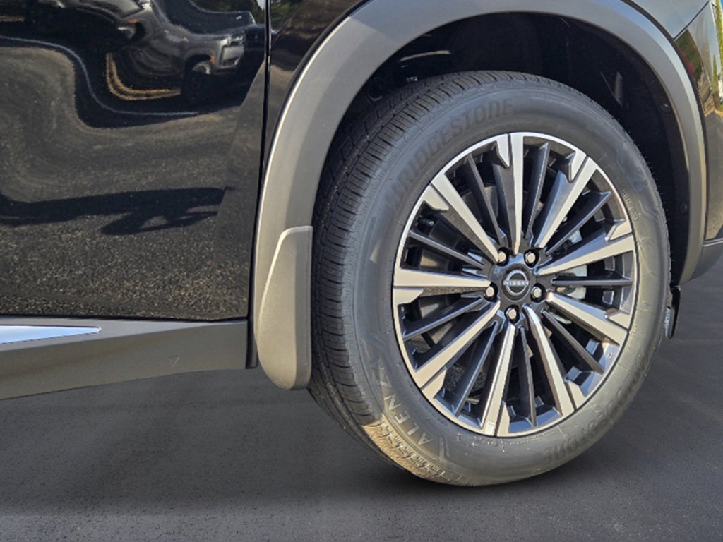 New 2026 Nissan Pathfinder Platinum FWD image 9