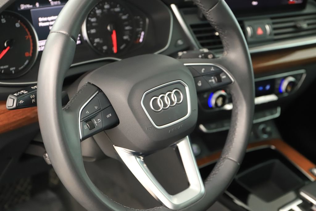 Certified 2023 Audi Q5 2.0T Premium w/ Convenience Package image 16