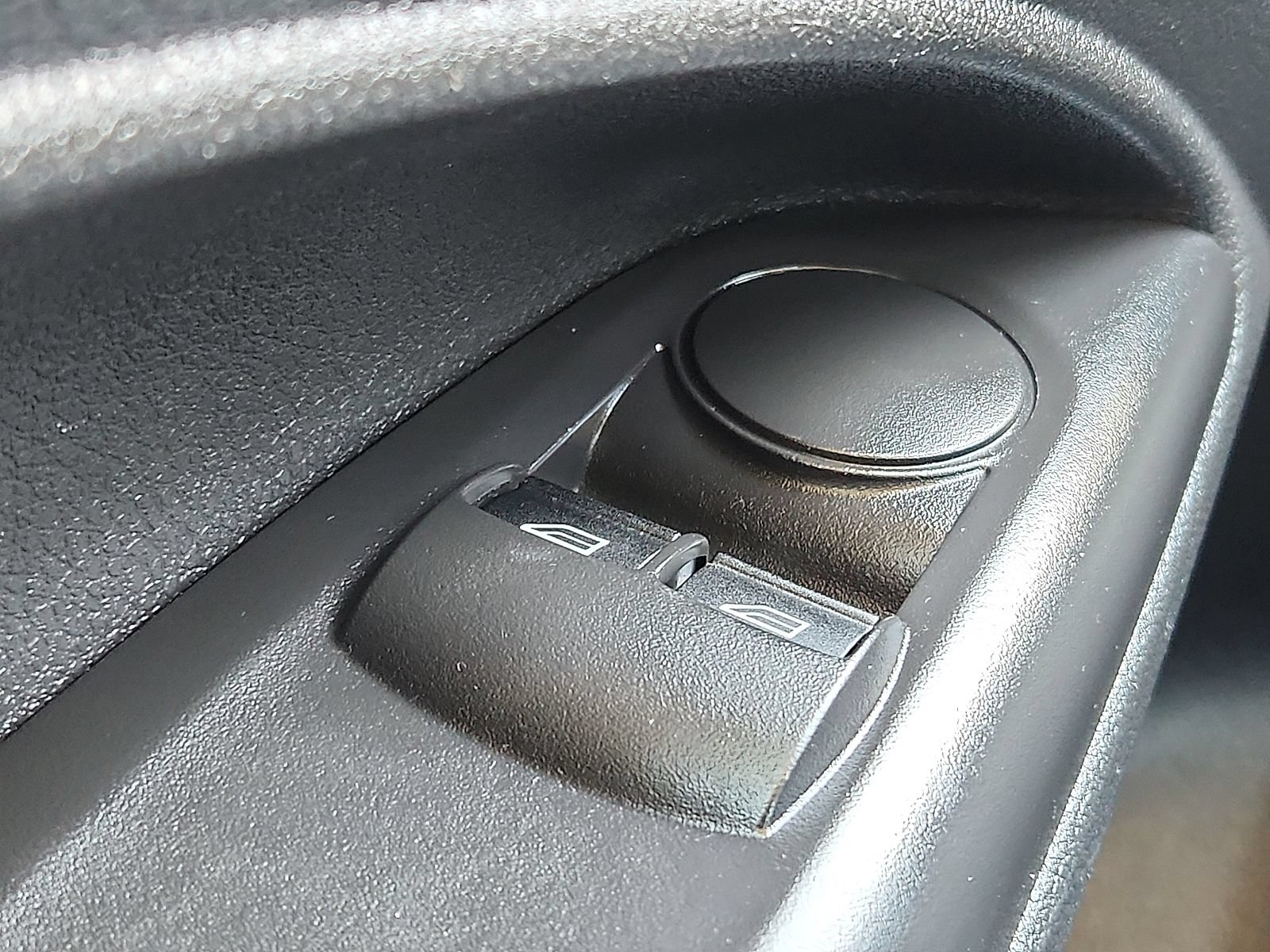 Used 2014 Ford Transit Connect XL FWD image 13