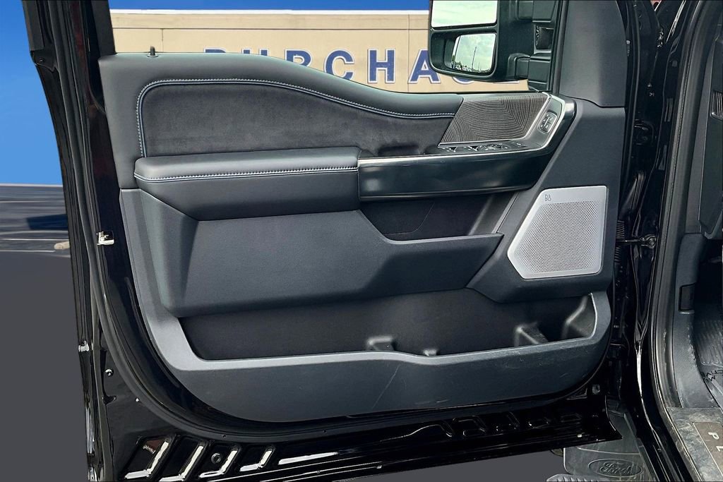 Used 2025 Ford F250 Platinum AWD/4WD image 21