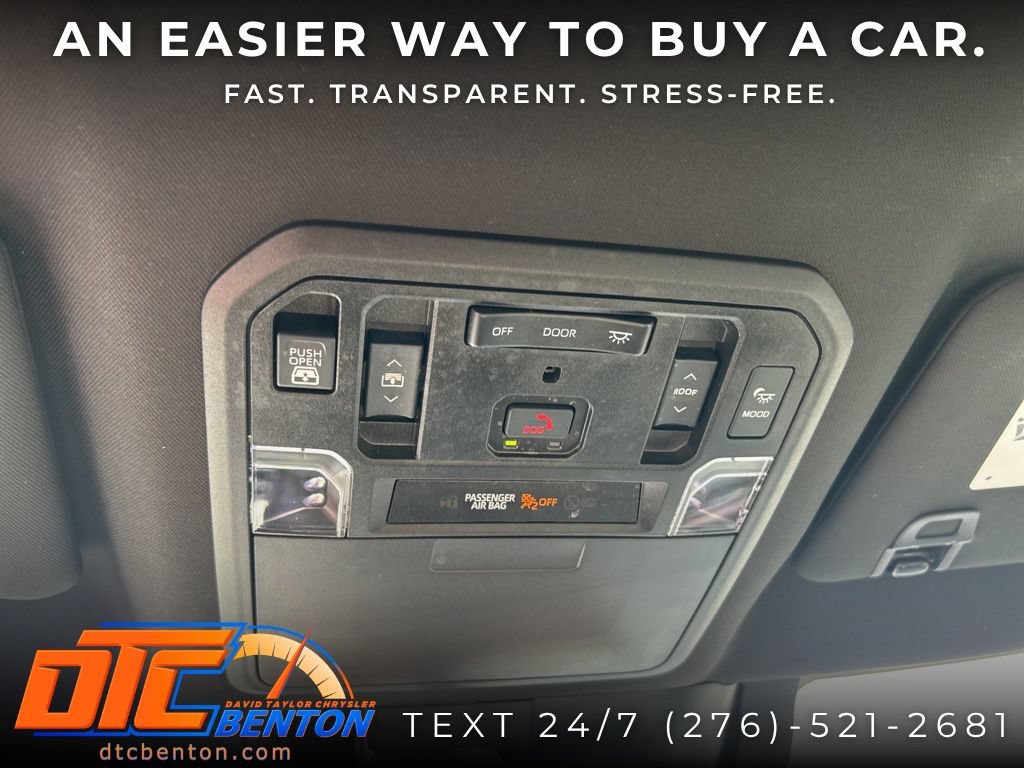 Used 2023 Toyota Tundra Capstone AWD/4WD image 37