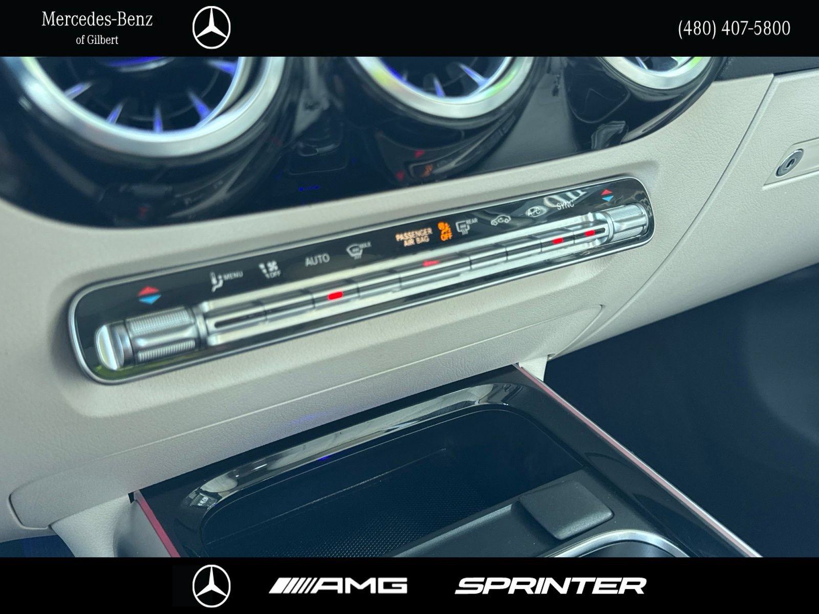 Used 2022 Mercedes-Benz GLA 250 4MATIC w/ Premium Package Lite image 29