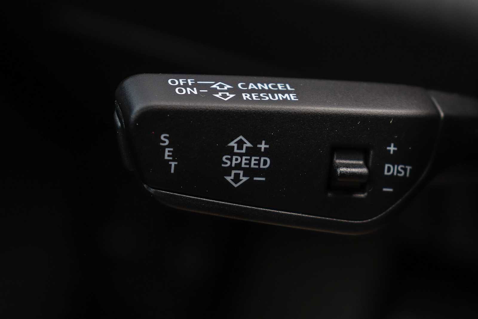 Used 2025 Audi Q5 Premium Plus w/ Premium Plus image 30