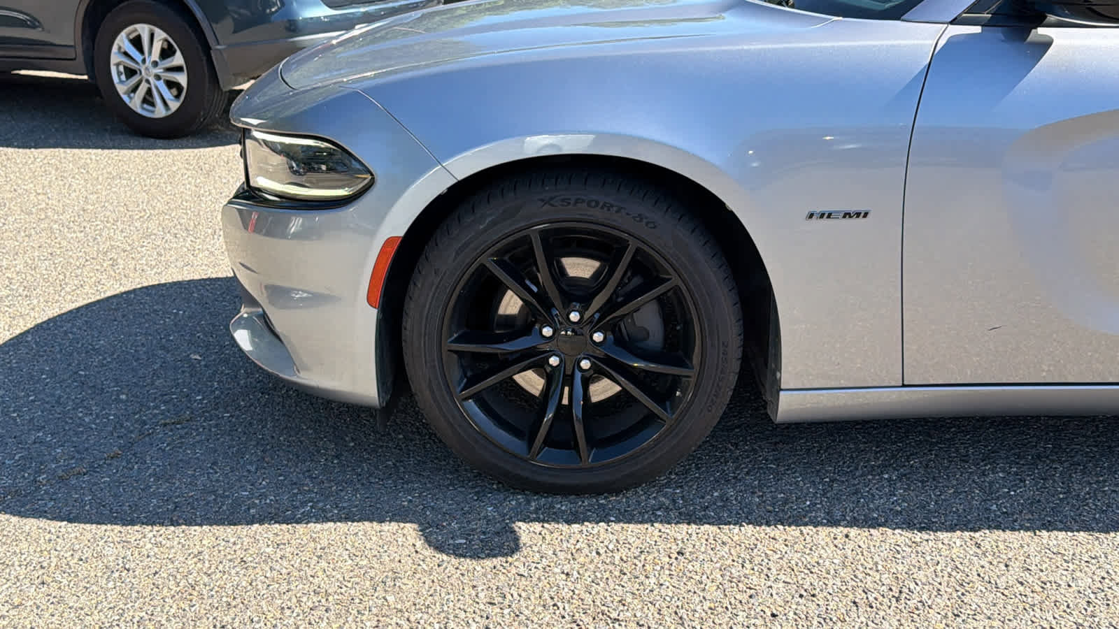 Used 2016 Dodge Charger R/T w/ Plus Group RWD image 9