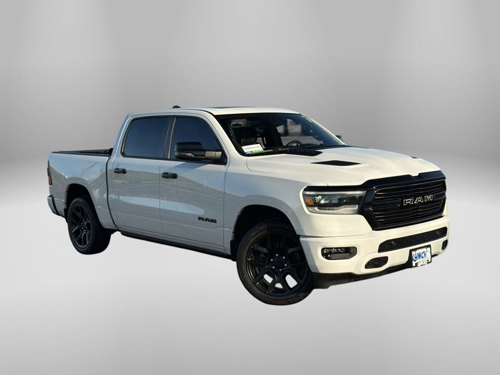 Used 2023 RAM 1500 Laramie AWD/4WD image 5