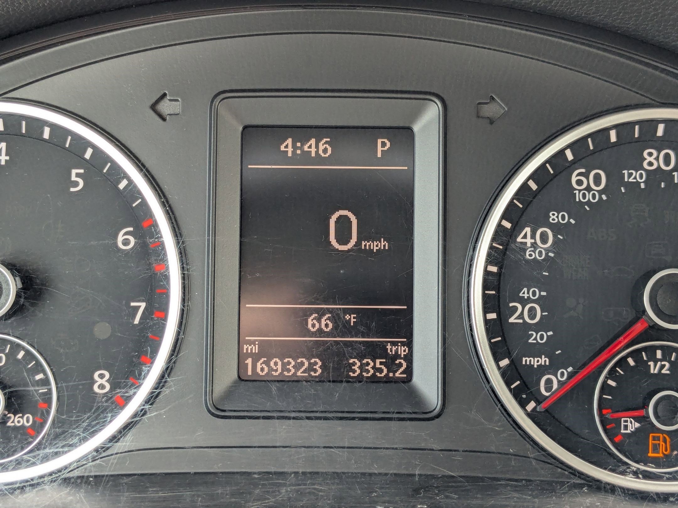 Used 2017 Volkswagen Tiguan S image 22