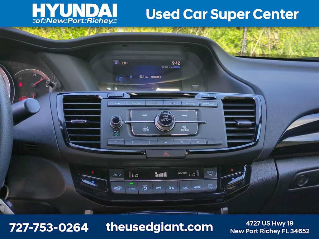 Used 2017 Honda Accord LX-S image 18