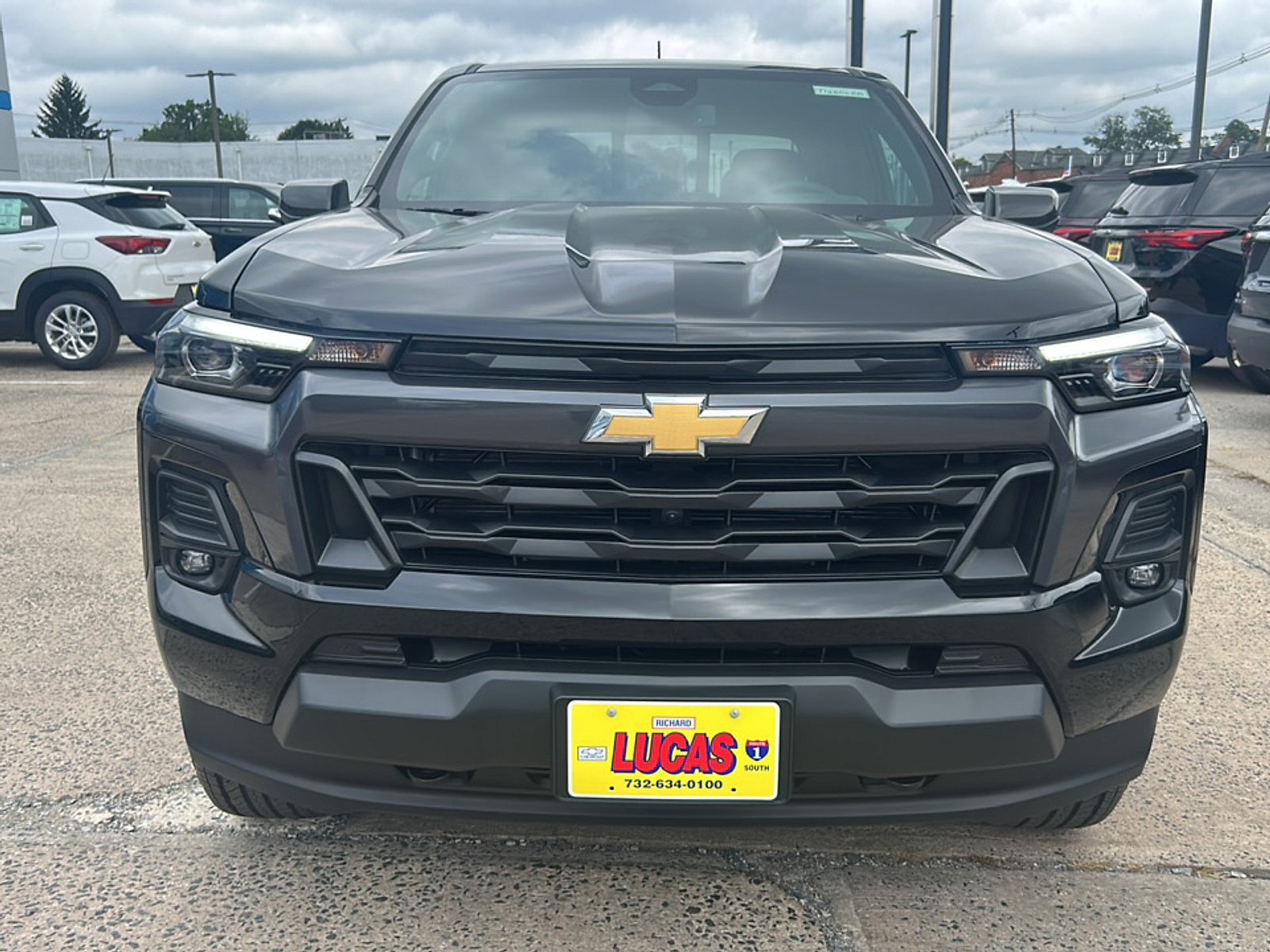 New 2026 Chevrolet Colorado LT w/ LT Convenience Package AWD/4WD image 3