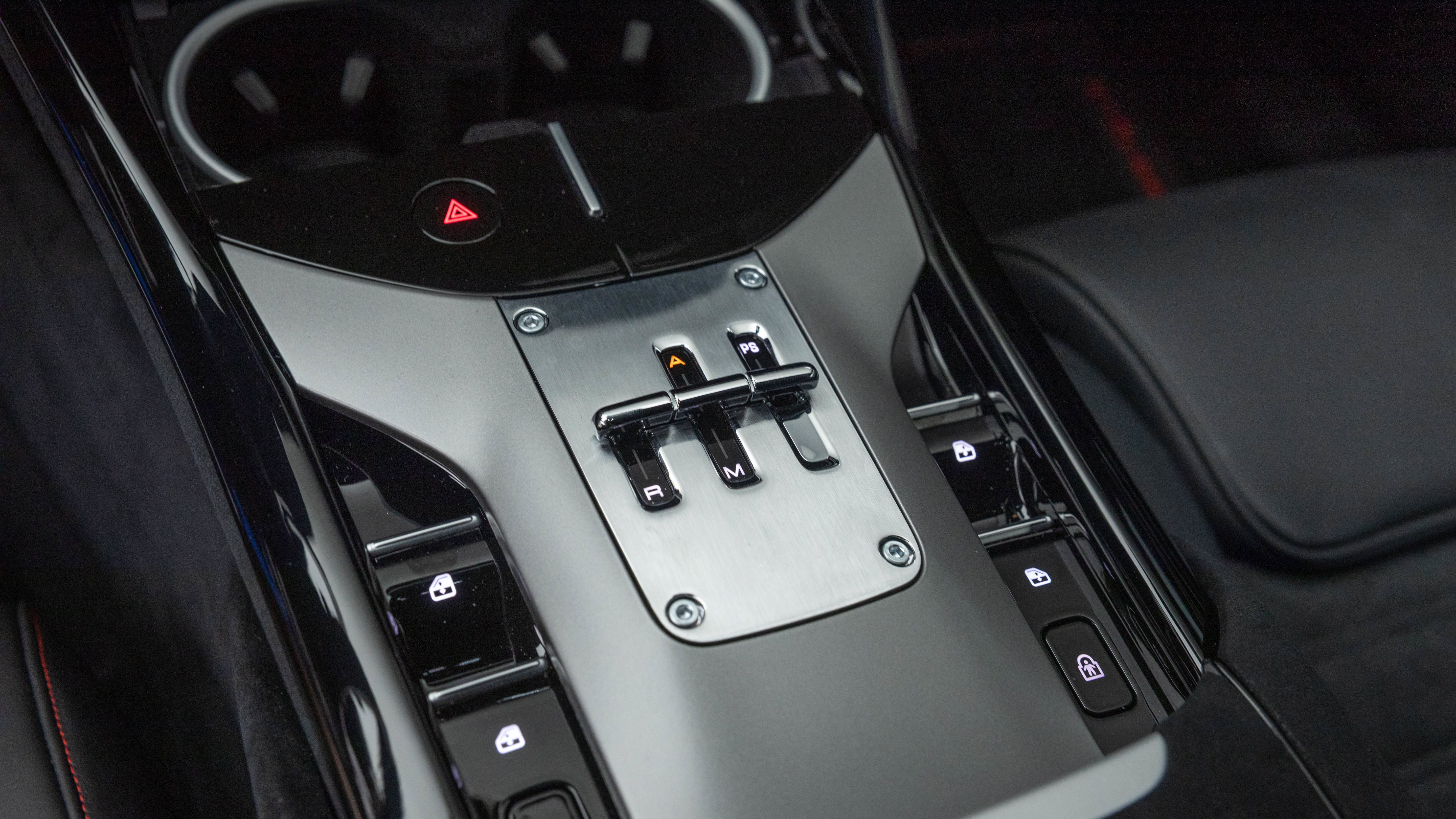 Certified 2026 Ferrari Purosangue AWD/4WD image 6