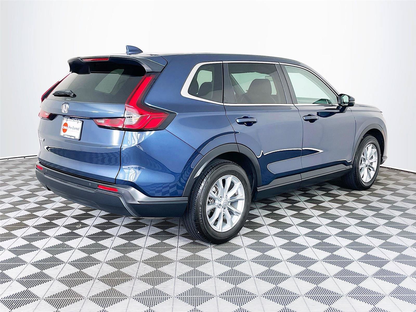 Used 2025 Honda CR-V EX-L image 9