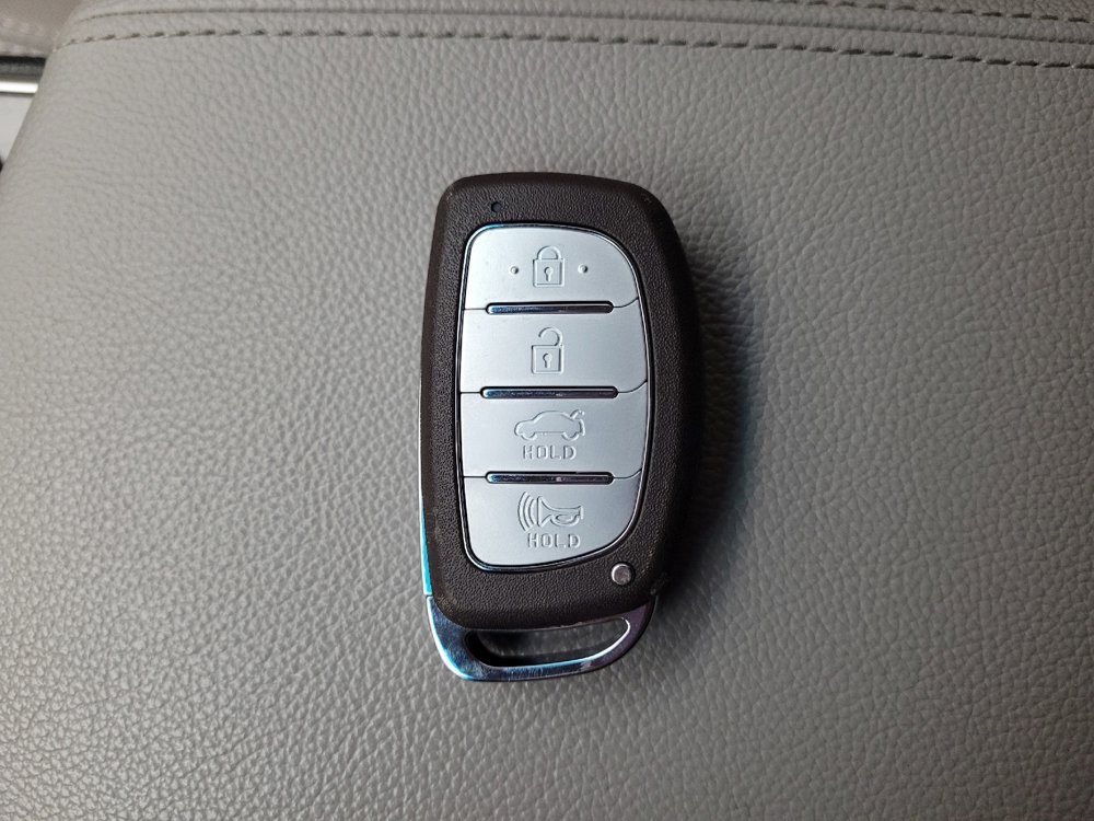 Used 2018 Hyundai Sonata Limited image 32