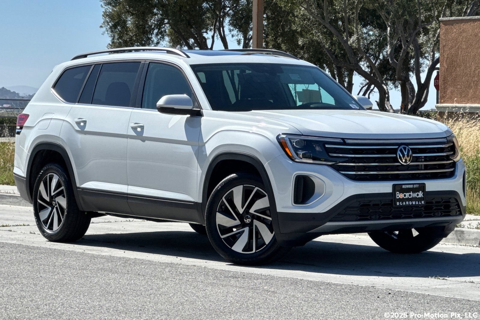 New 2026 Volkswagen Atlas SE