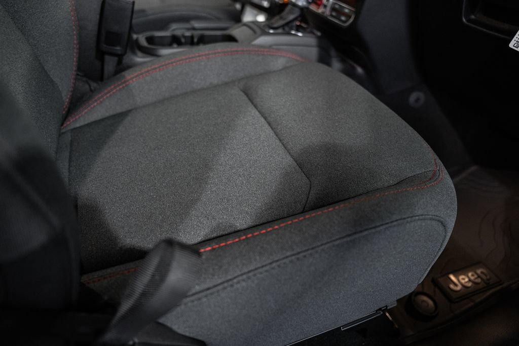 New 2026 Jeep Wrangler Unlimited Rubicon image 32