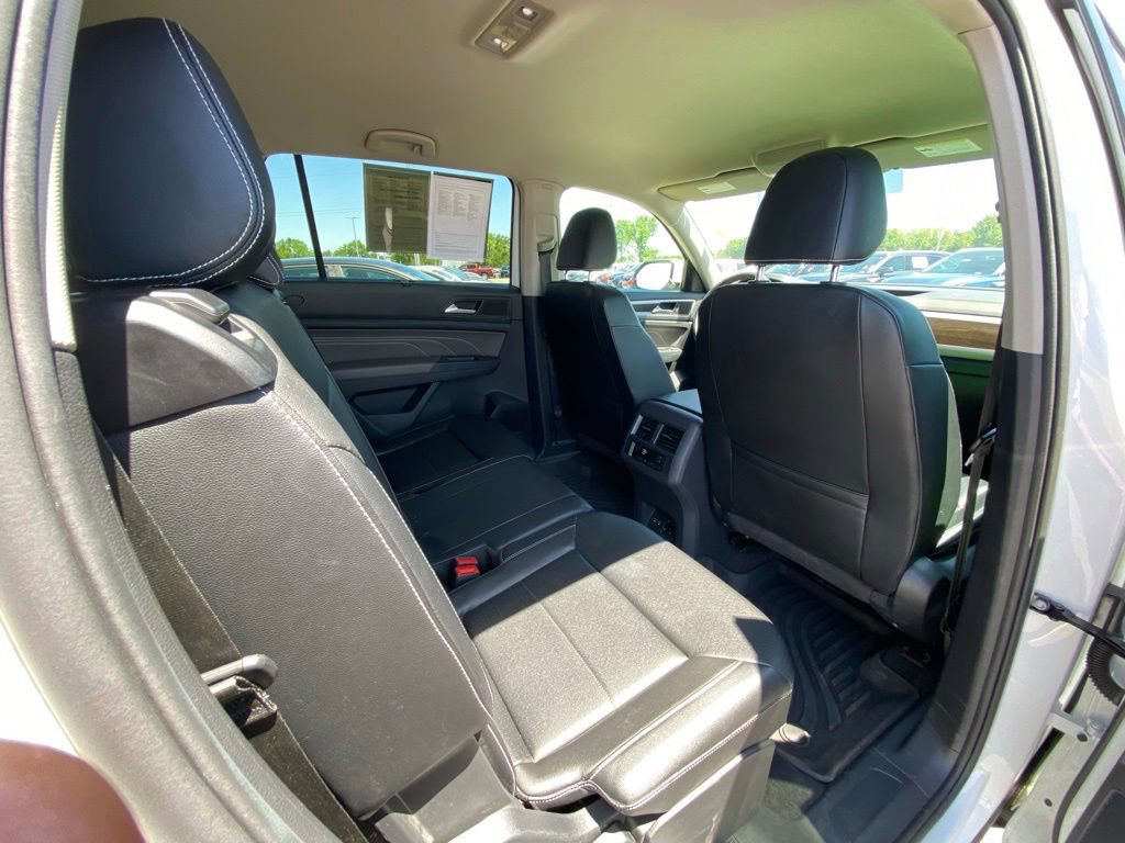 Used 2021 Volkswagen Atlas SE AWD/4WD image 25