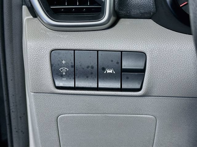 Used 2022 Kia Sportage LX FWD image 11