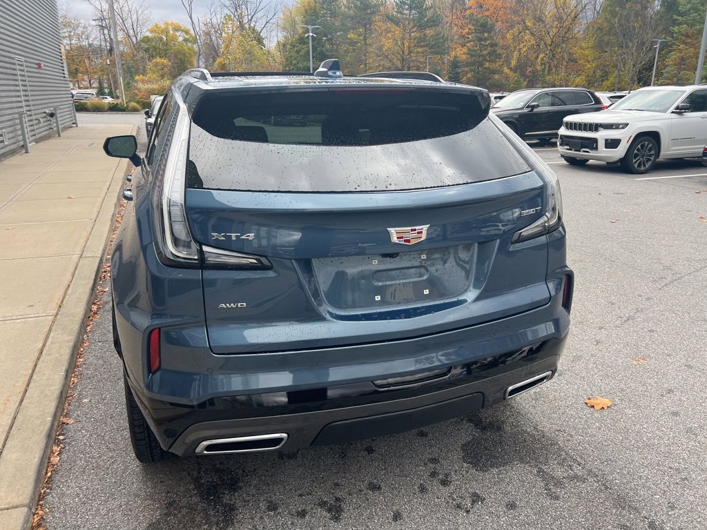Used 2025 Cadillac XT4 Sport image 33