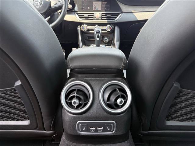 Used 2022 Alfa Romeo Giulia Ti w/ Active Assist Plus Package RWD image 22