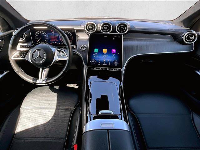 Used 2025 Mercedes-Benz GLC 300 image 15