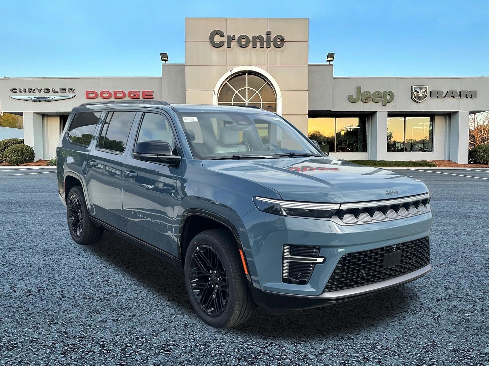 New 2026 Jeep Grand Wagoneer L Limited AWD/4WD image 1