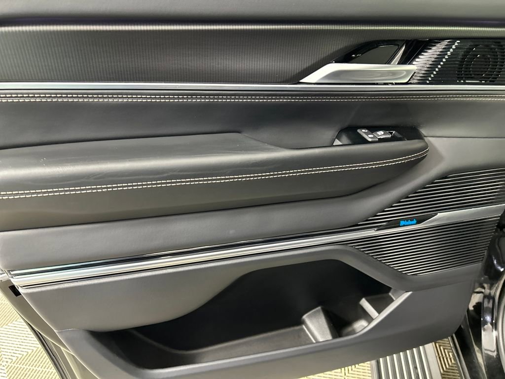 Used 2024 Jeep Grand Wagoneer L Series II w/ Quick Order Packagew 28T image 16