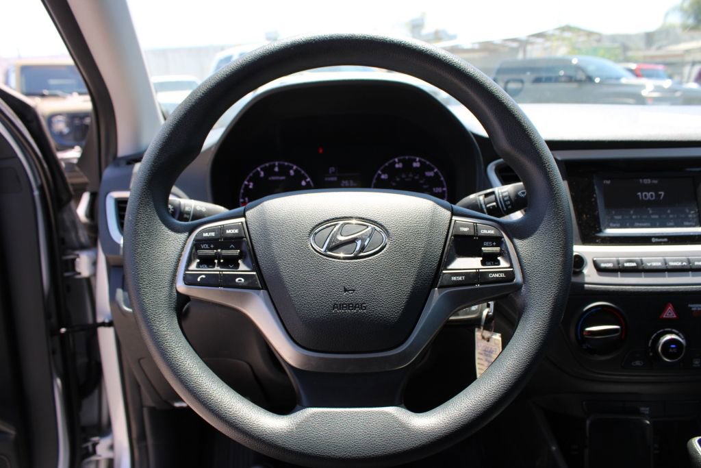 Used 2022 Hyundai Accent SE FWD image 24