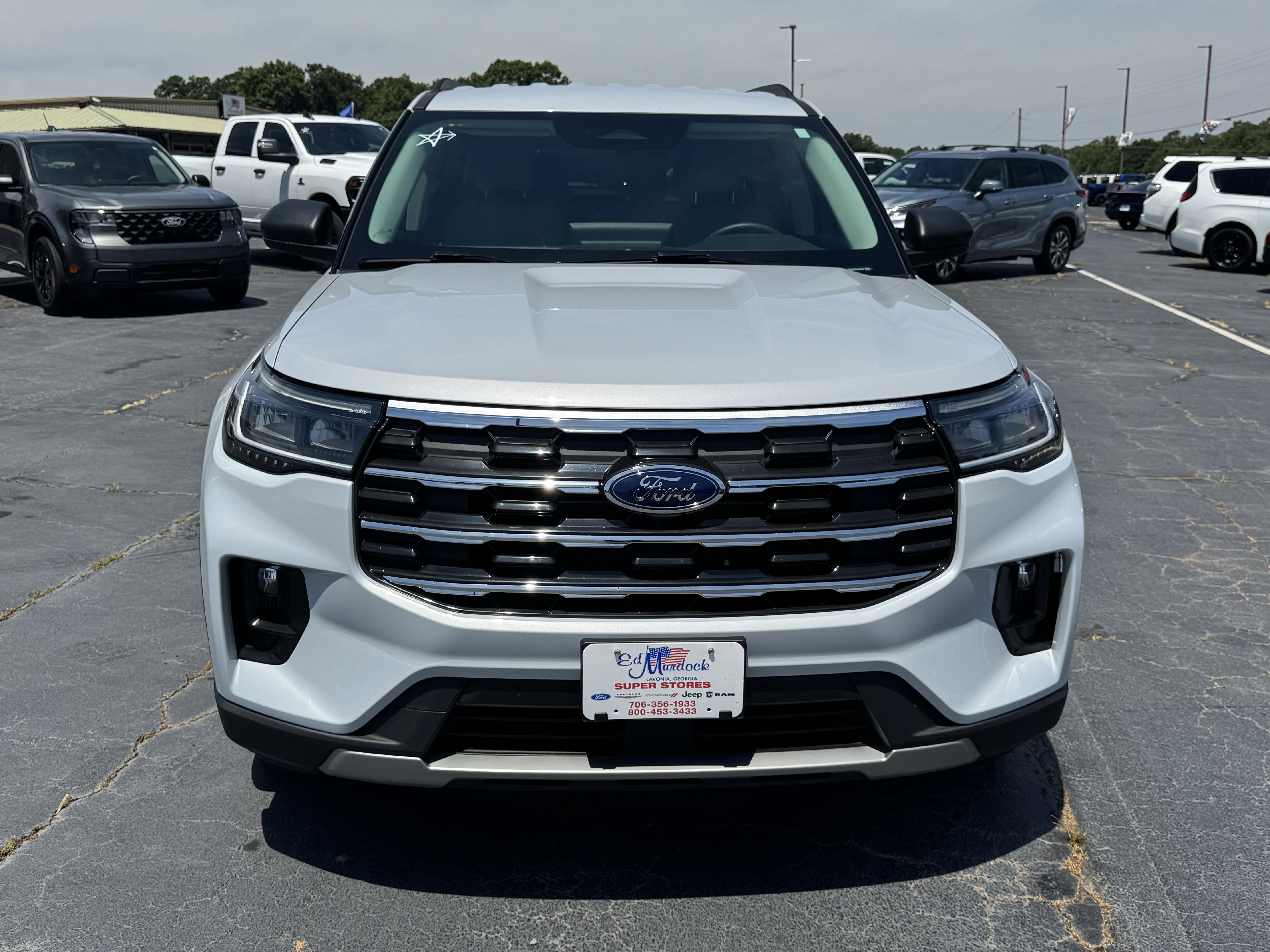 Certified 2026 Ford Explorer Active w/ Active Comfort Package RWD image 3