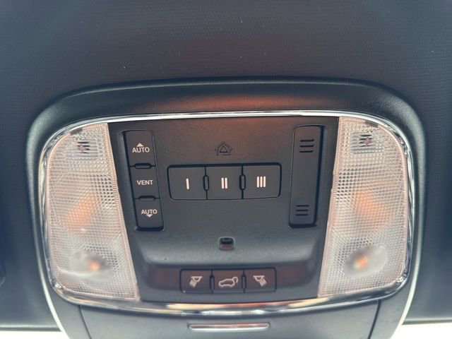Used 2019 Jeep Grand Cherokee Altitude image 23