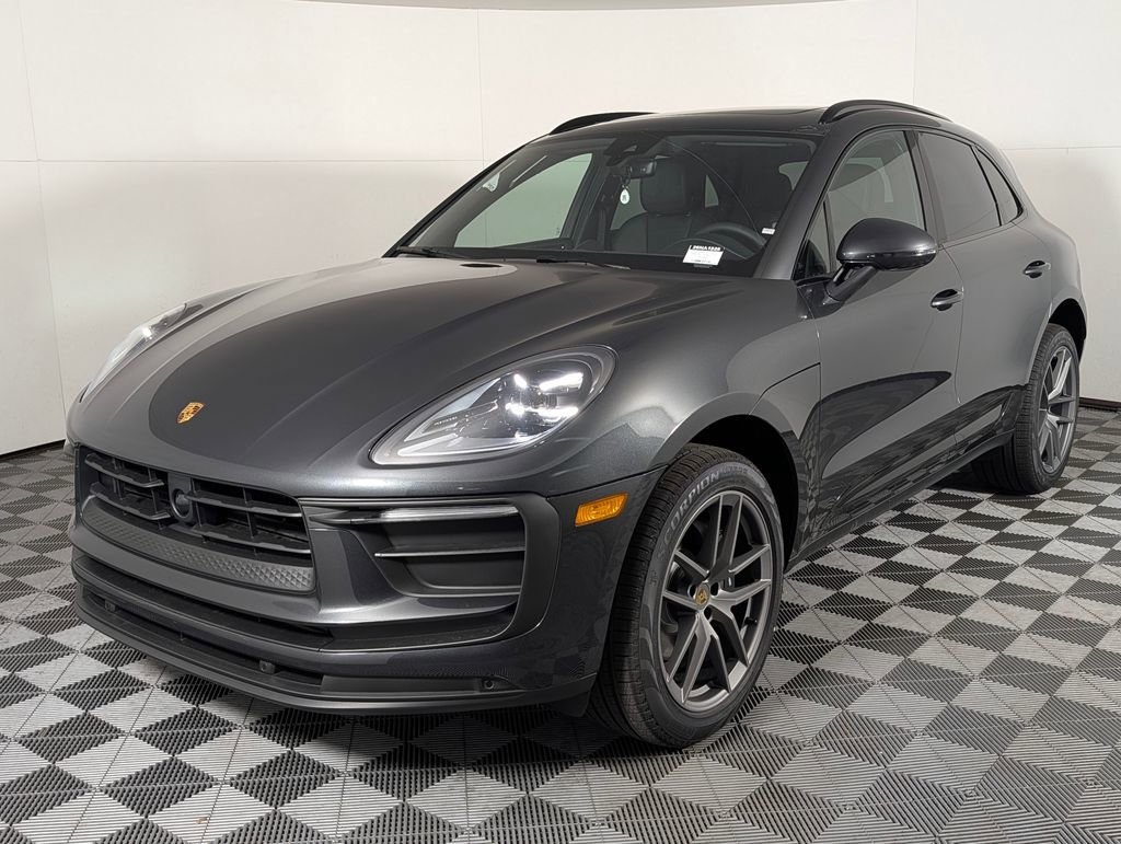 New 2026 Porsche Macan image 3
