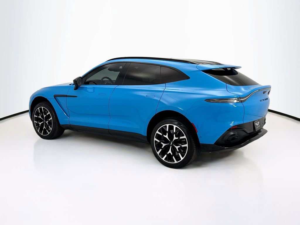 Used 2022 Aston Martin DBX image 7
