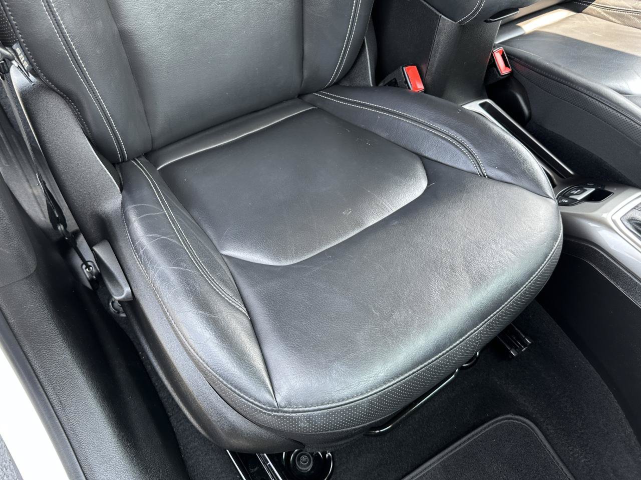 Used 2020 Jeep Renegade Limited w/ UConnect 8.4 Nav Group AWD/4WD image 45