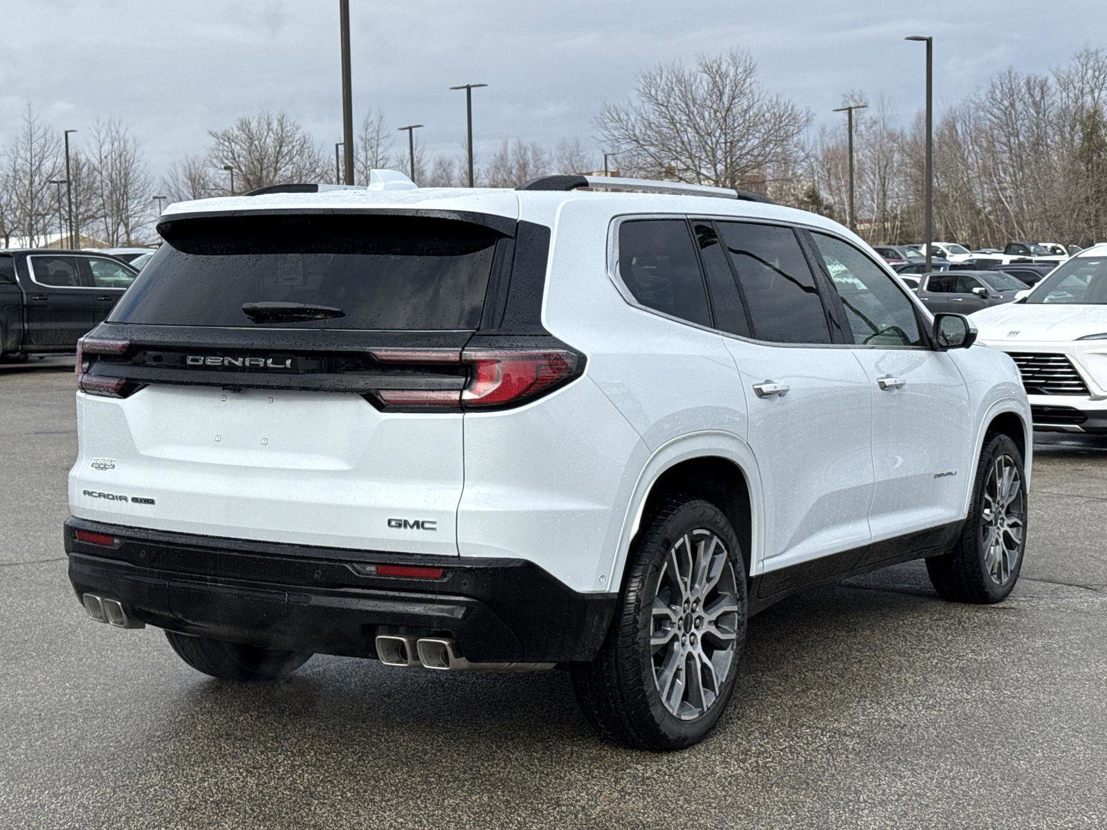 New 2026 GMC Acadia Denali Ultimate w/ LPO, All-Weather Package image 8