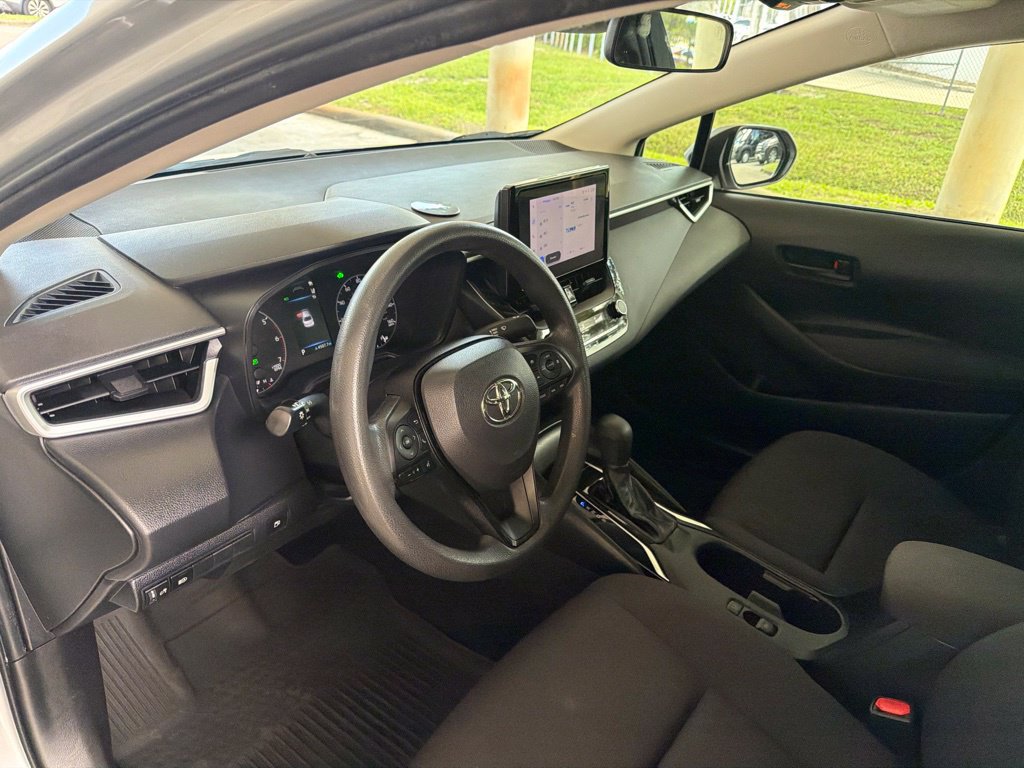 Used 2023 Toyota Corolla LE FWD image 7
