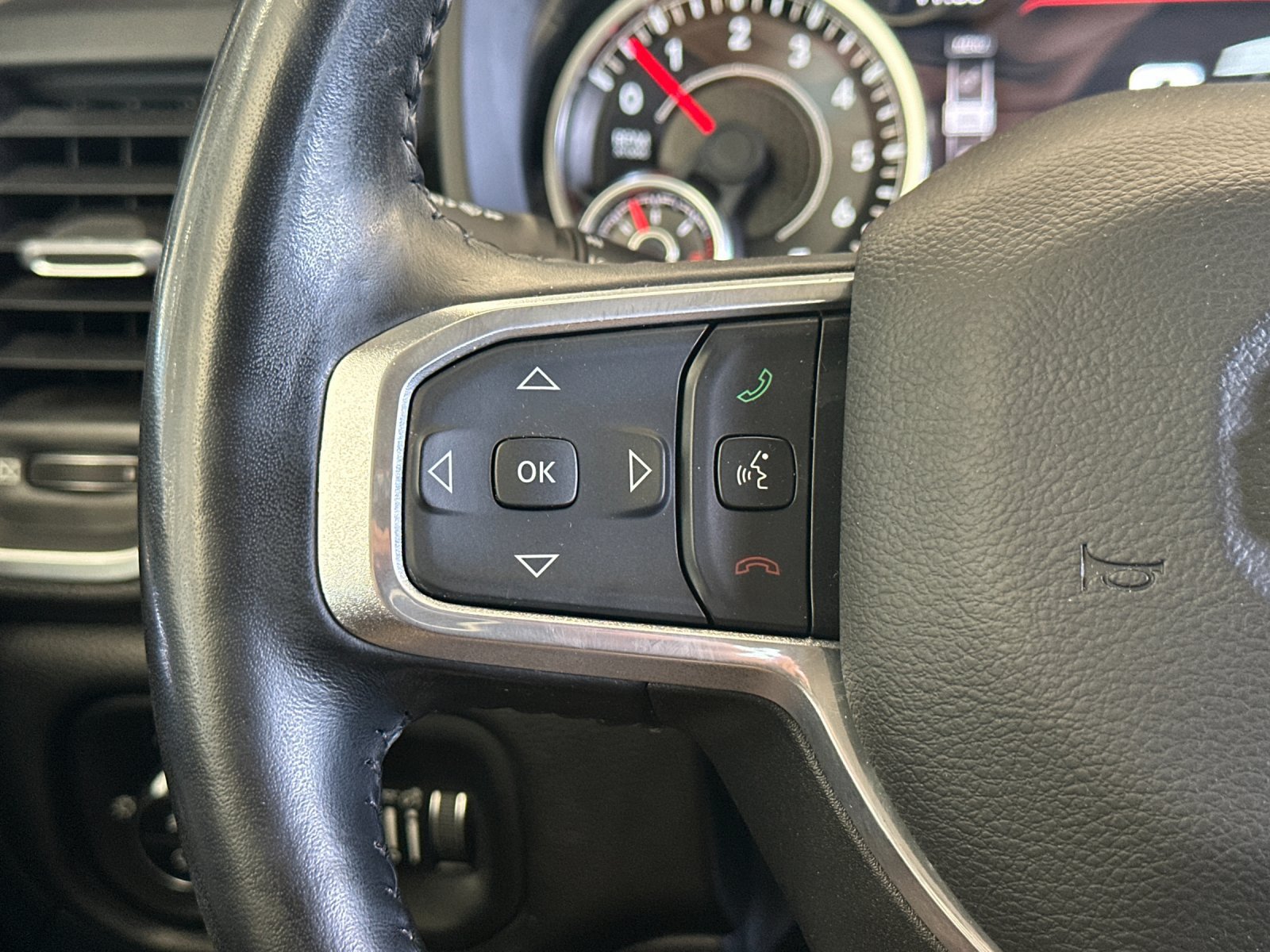 Used 2022 RAM 1500 Laramie RWD image 26