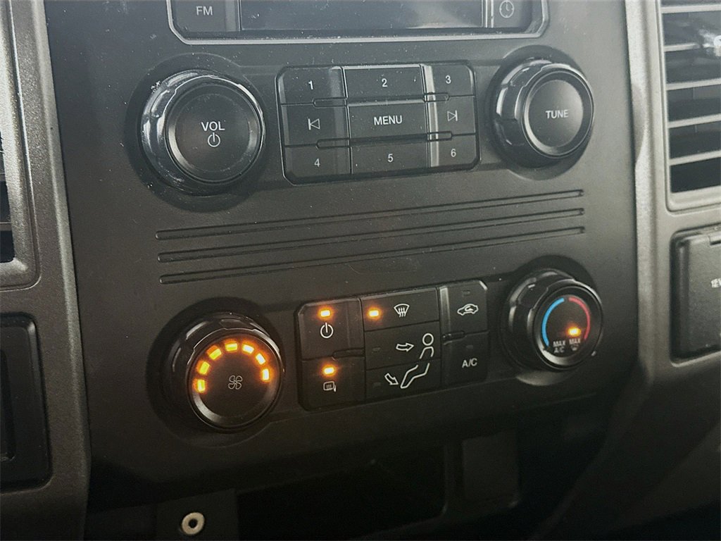 Used 2019 Ford F350 XL w/ Power Equipment Group image 18