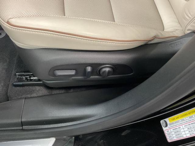 Used 2026 Buick Encore GX Avenir w/ Avenir Technology Package FWD image 13