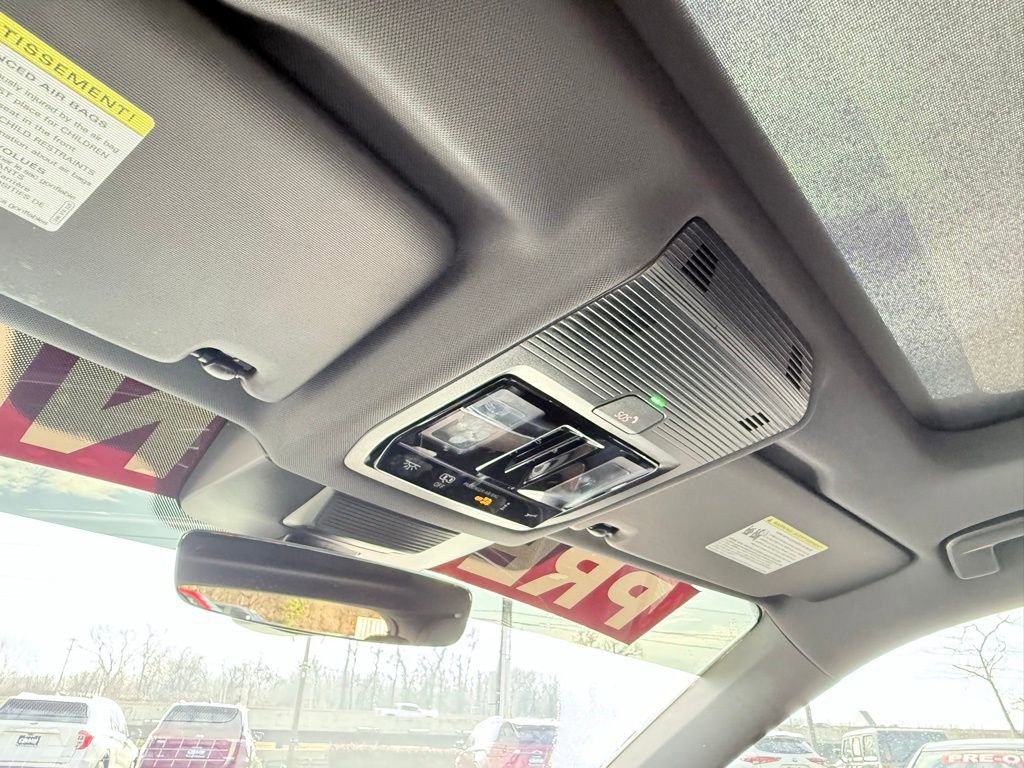 Used 2026 Volkswagen Tiguan SEL R-Line image 20