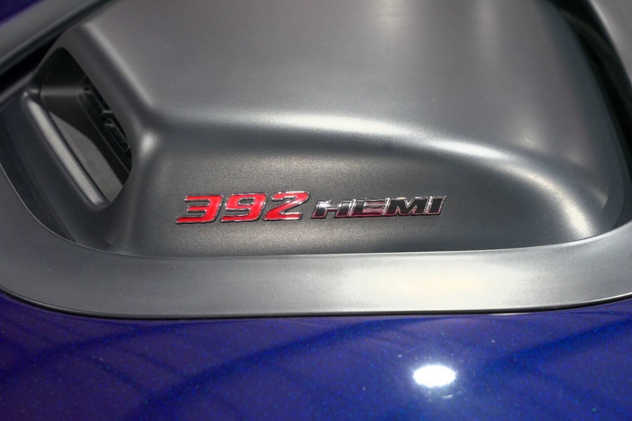 Used 2017 Dodge Challenger R/T Scat Pack RWD image 22