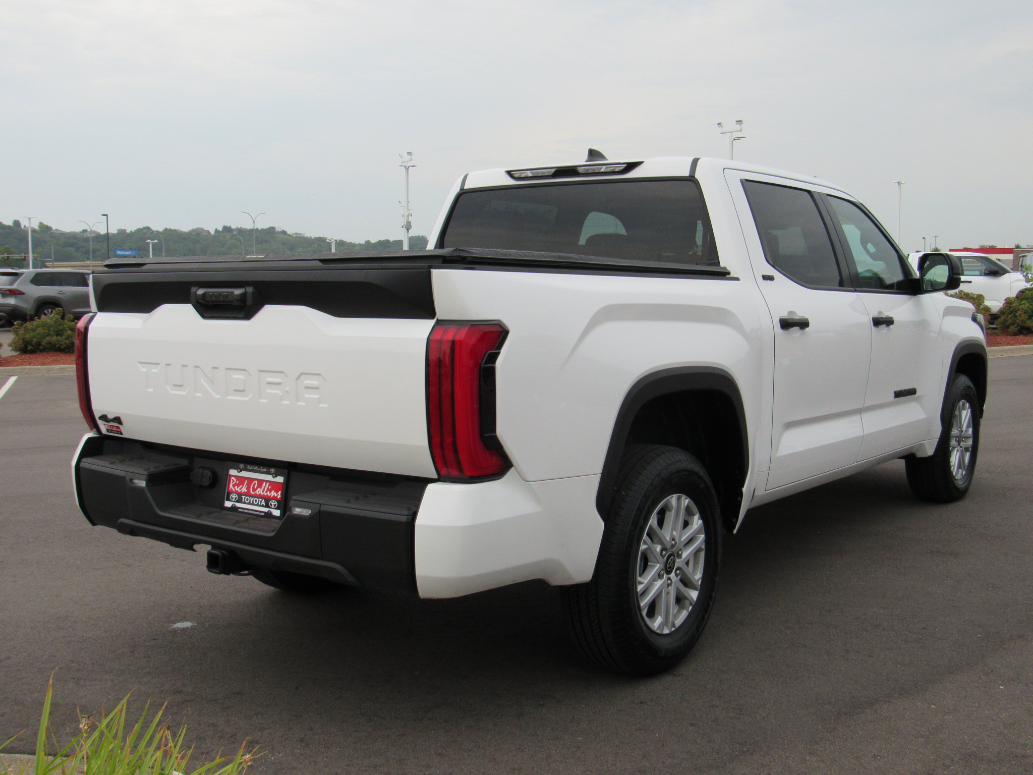 Used 2025 Toyota Tundra SR5 AWD/4WD image 6