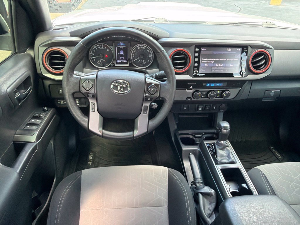 Used 2023 Toyota Tacoma TRD Sport RWD image 6