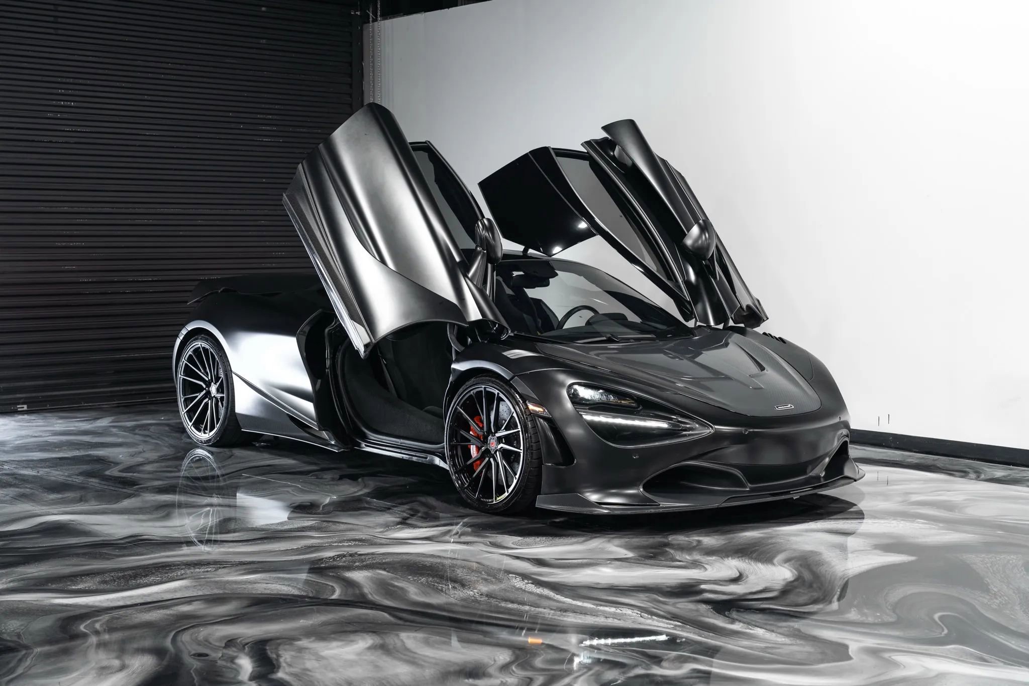 Used 2018 McLaren 720S image 7
