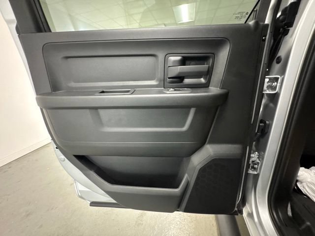 New 2026 RAM 5500 Tradesman w/ Chrome Appearance Group AWD/4WD image 6