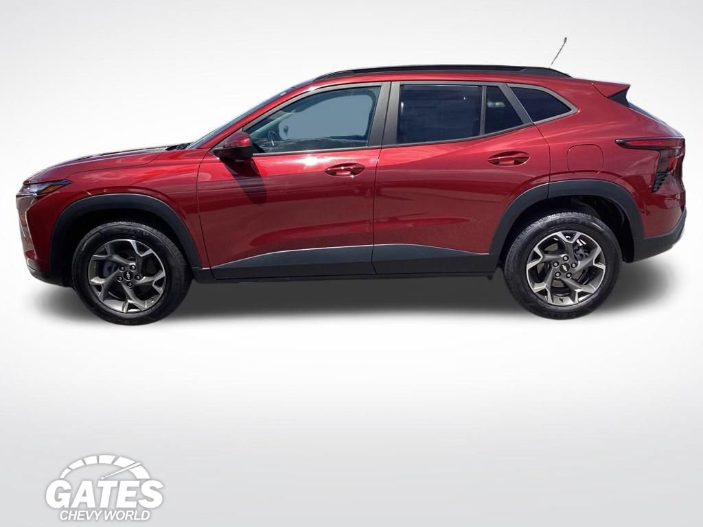 Used 2024 Chevrolet Trax LT w/ Driver Confidence Package FWD image 6