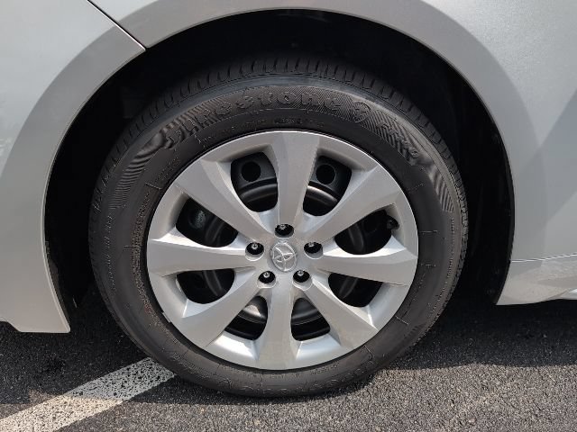New 2026 Toyota Corolla LE FWD image 9