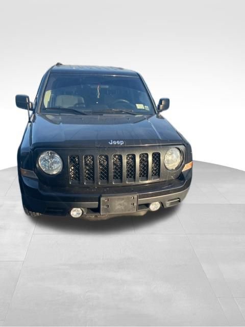 Used 2011 Jeep Patriot Latitude image 3