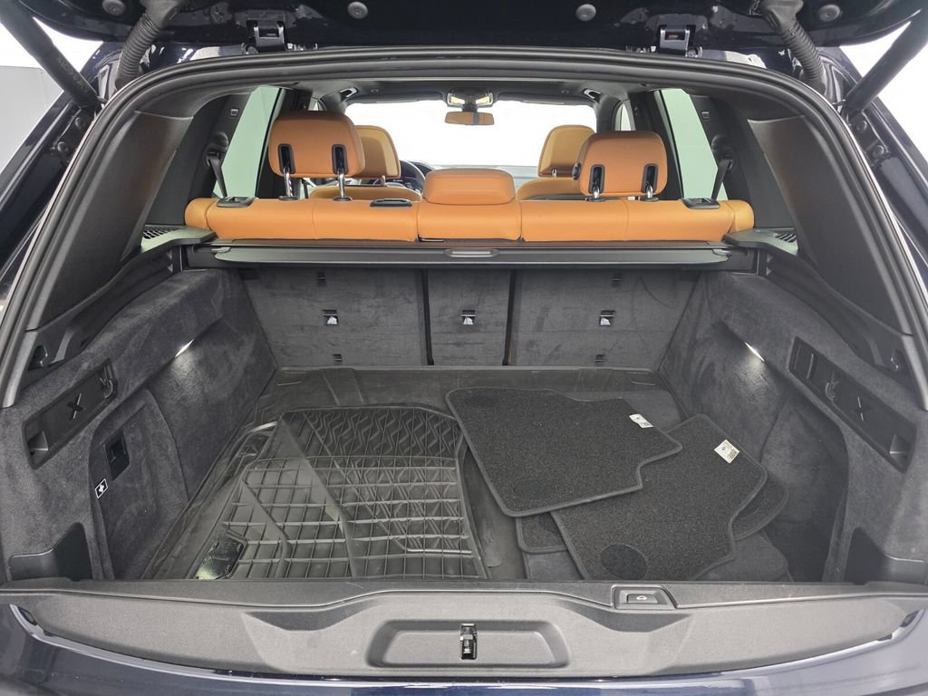 Used 2022 BMW X5 M50i AWD/4WD image 16