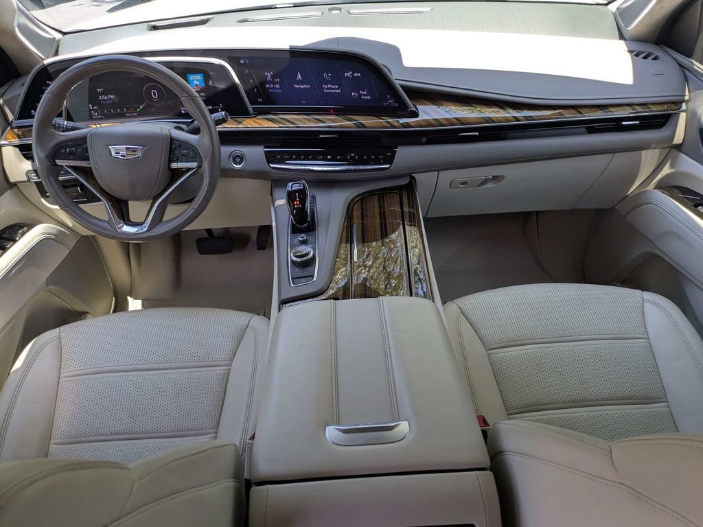 Used 2023 Cadillac Escalade ESV Sport Platinum AWD/4WD image 18