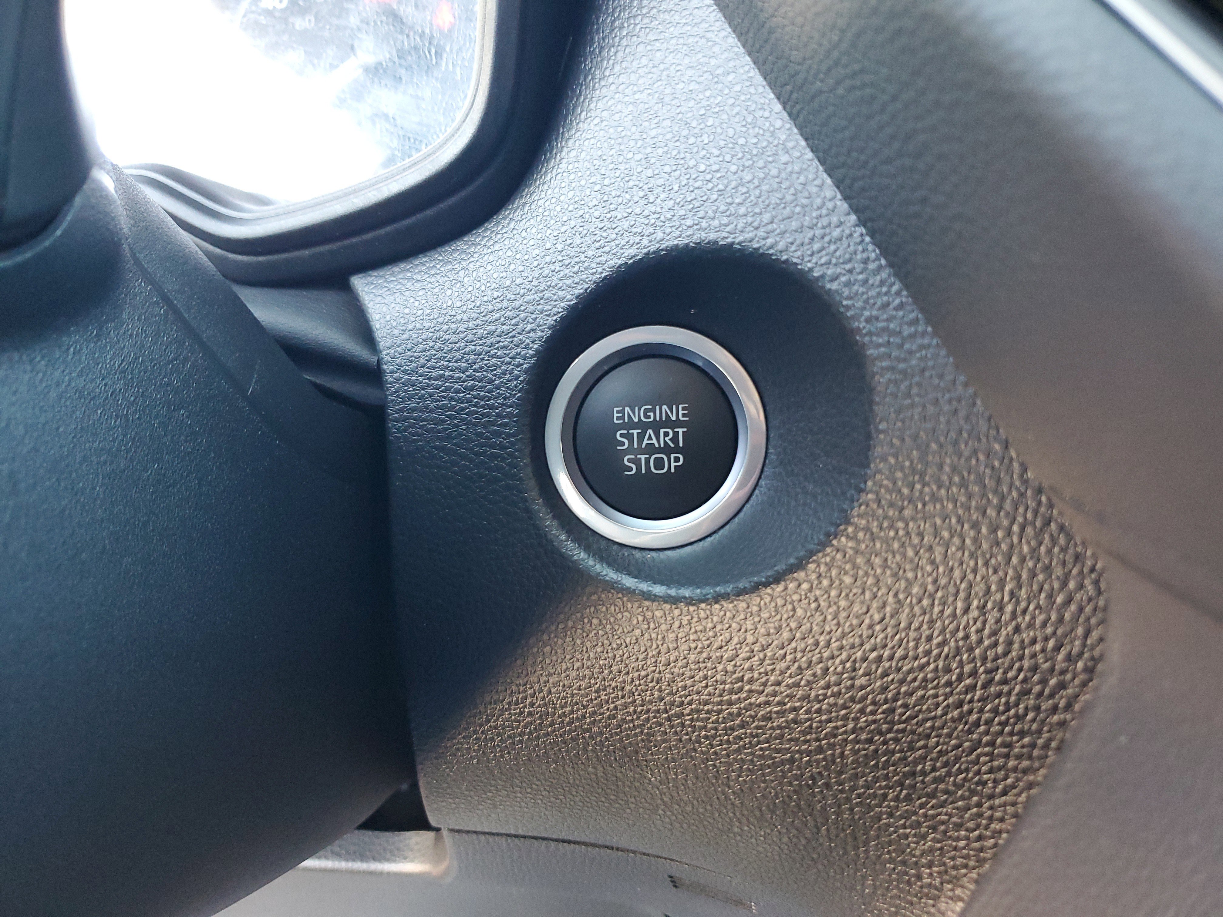 Used 2023 Toyota Corolla Cross LE image 22