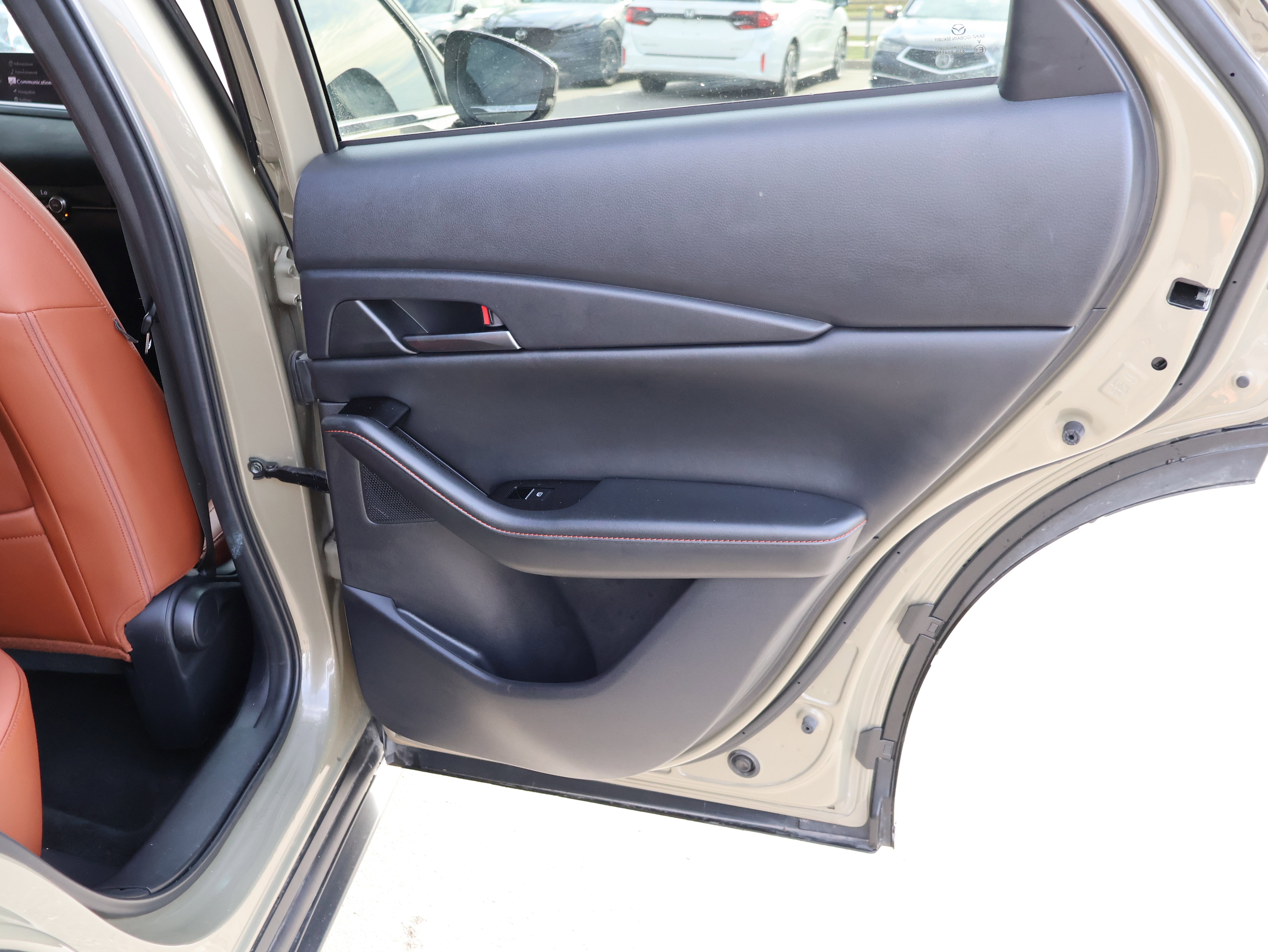 Used 2024 MAZDA CX-30 Carbon image 13