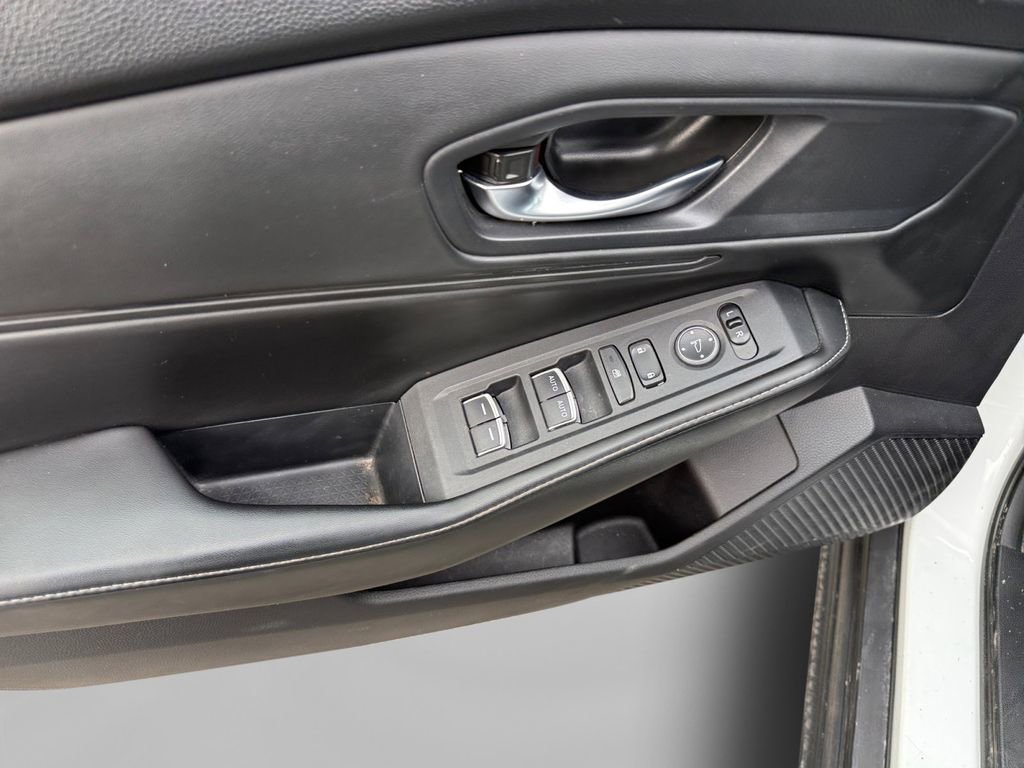 Used 2023 Honda Accord Sport image 14