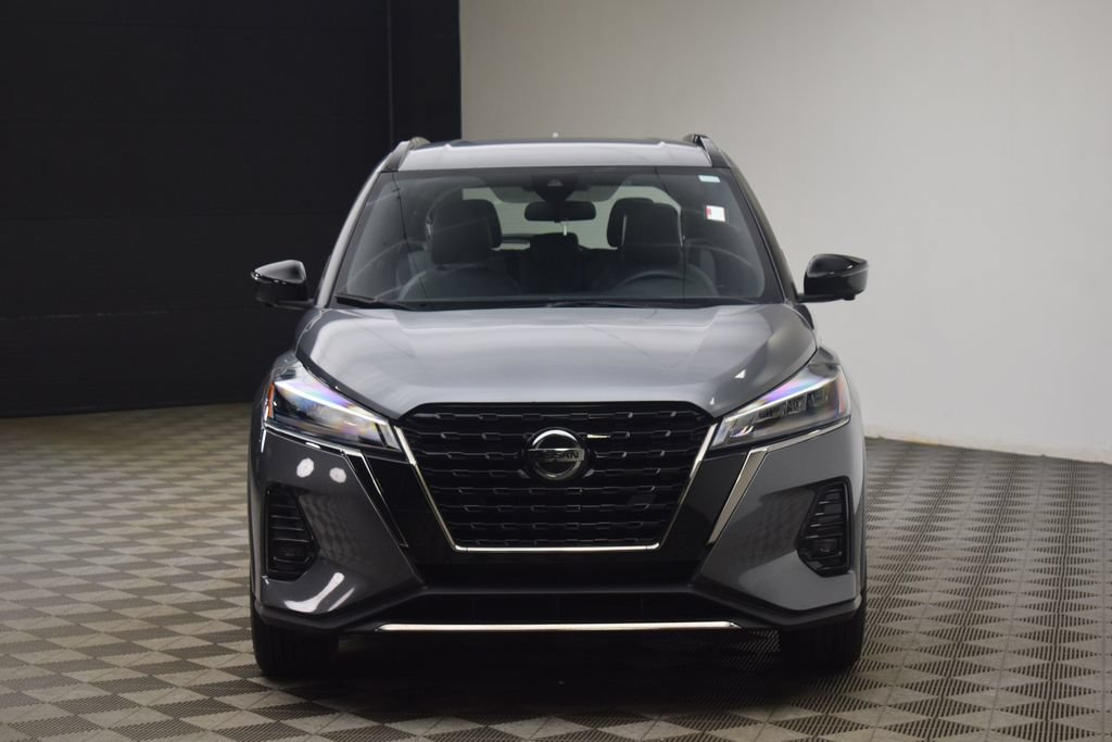 Used 2021 Nissan Kicks SR w/ SR Premium Package FWD image 19